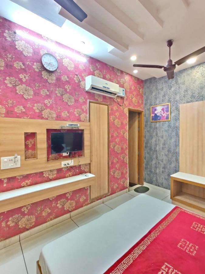 Hotel Robin Inn アムリトサル エクステリア 写真